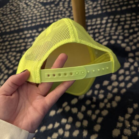 Aspen Snowmass Cloud 9 Neon Yellow Trucker Hat - BRAND NEW, 100% Authentic - Picture 3 of 5